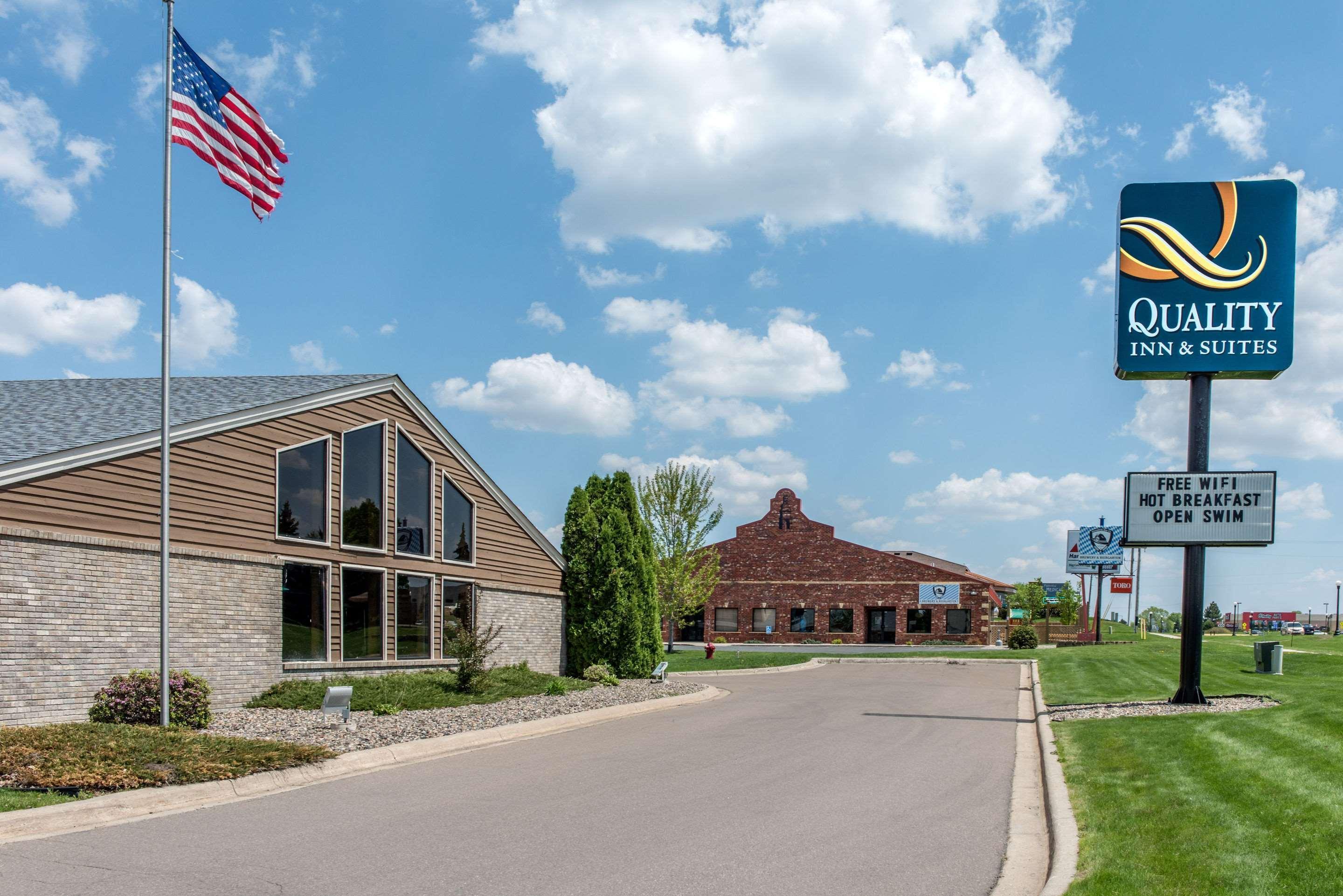 Lexington Inn And Suites New Prague Exterior foto